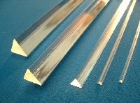 Clear Right Angle Triangle Bar
